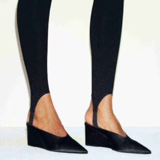 THE ESSENTIAL COLLECTION HÖGMIDDAD STIRRUP LEGGINGS