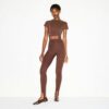 THE ESSENTIAL COLLECTION HÖGMIDDAD STIRRUP LEGGINGS THE ESSENTIAL COLLECTION HÖGMIDDAD STIRRUP LEGGINGS