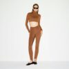THE ESSENTIAL COLLECTION HÖGMIDDAD STIRRUP LEGGINGS