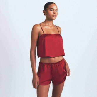 VÄVD GLANSIG CAMI OCH KORT SÖTSET