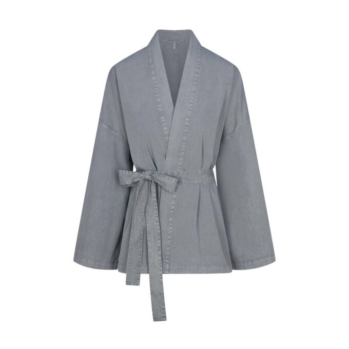 VÄVD LOUNGE OVERSIZED OMLOTTTOPP VÄVD LOUNGE OVERSIZED OMLOTTTOPP